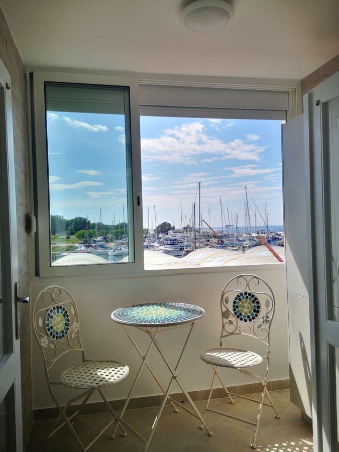 Apartmán Lovely Near The With A Sea View