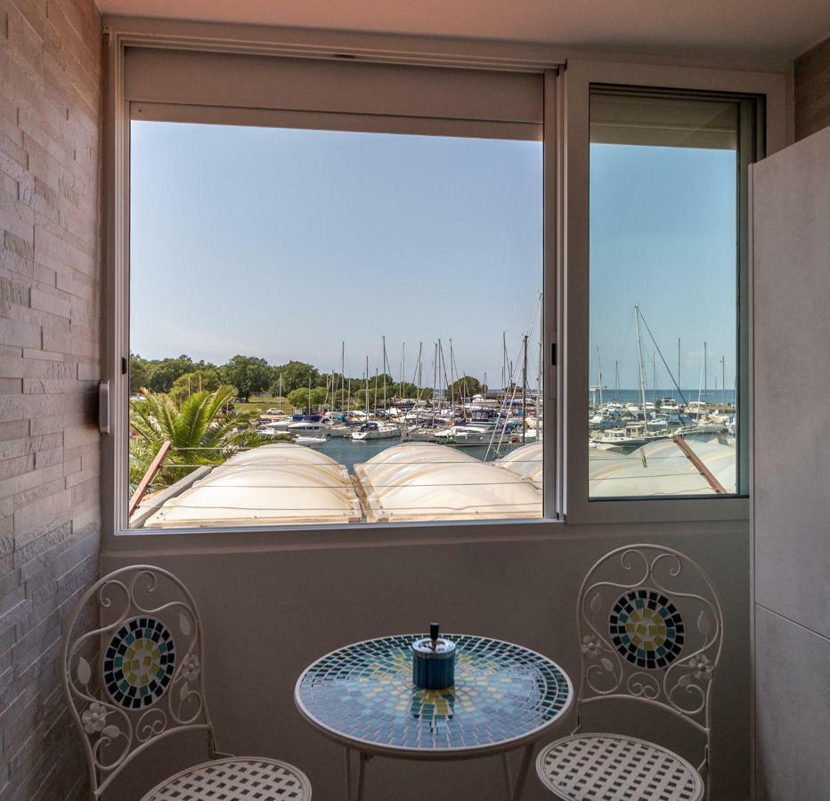Apartment Lovely Near The With A Sea View